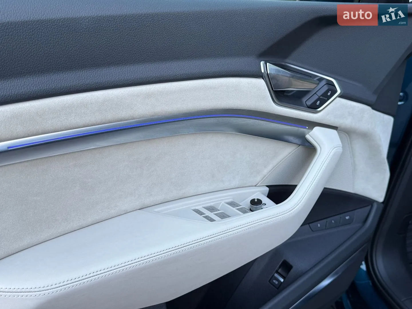 2020 Audi e-tron - мініатюра 47