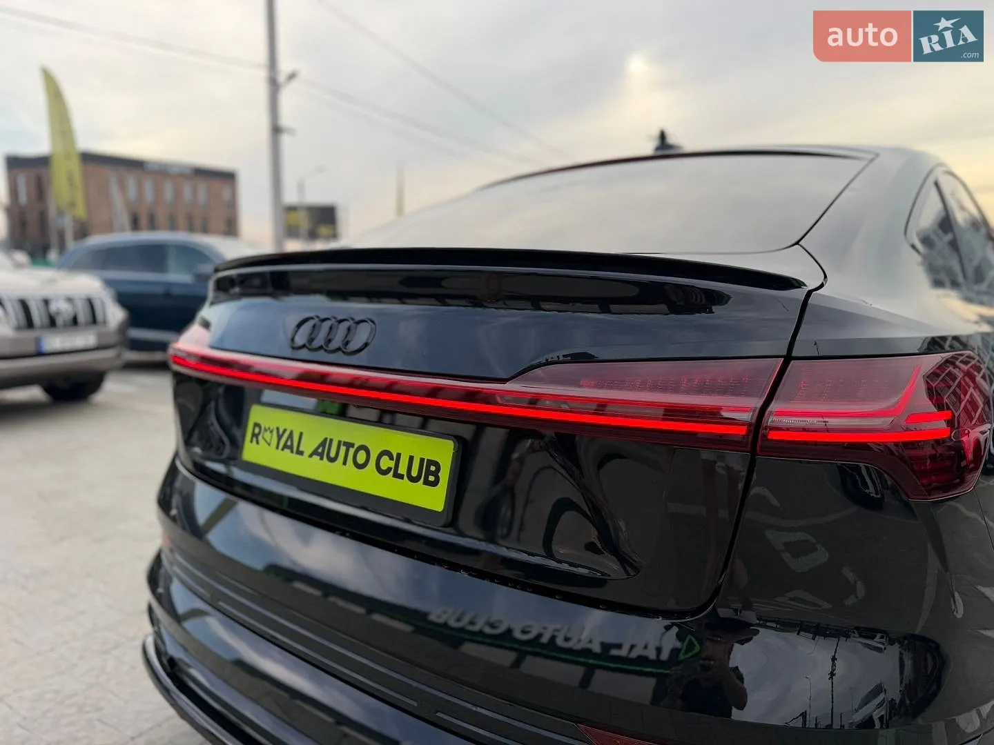 2021 Audi e-tron - мініатюра 29
