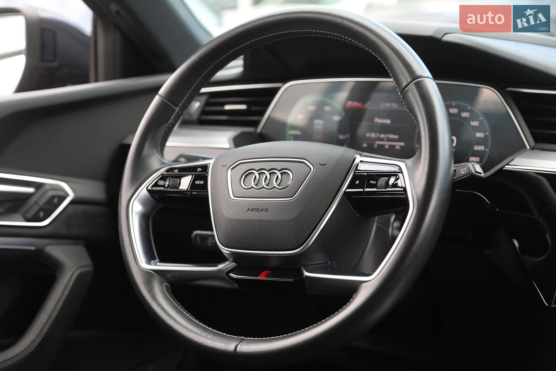 2019 Audi e-tron - мініатюра 20