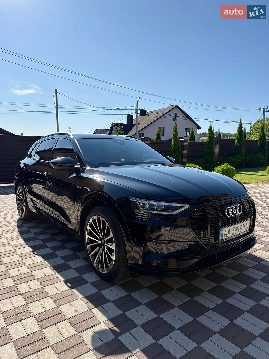 2020 Audi e-tron - фото 1