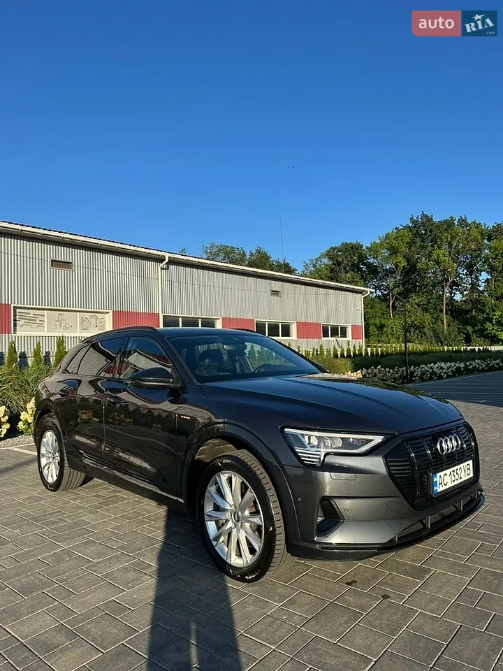 2019 Audi e-tron - мініатюра 28
