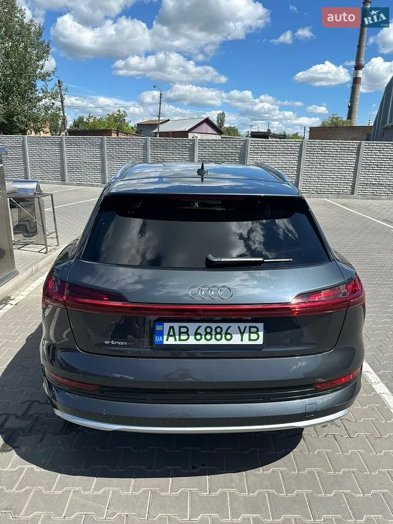 2019 Audi e-tron - мініатюра 10