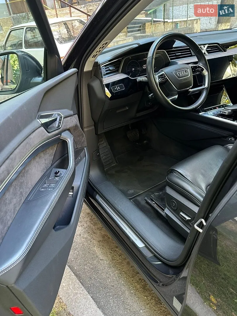 2019 Audi e-tron - мініатюра 22