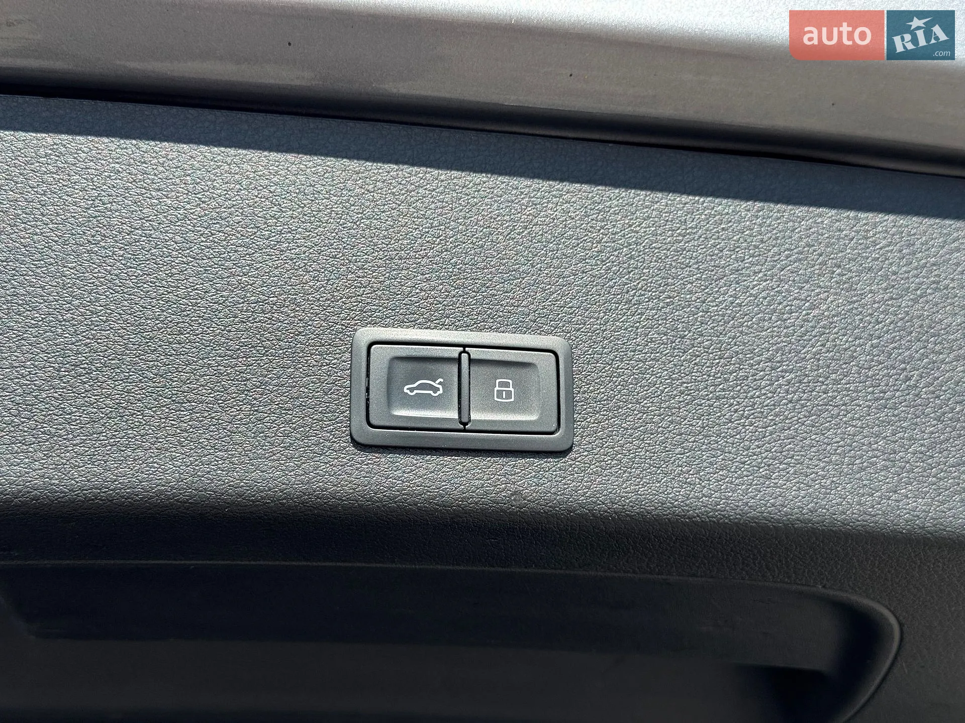 2019 Audi e-tron - мініатюра 30