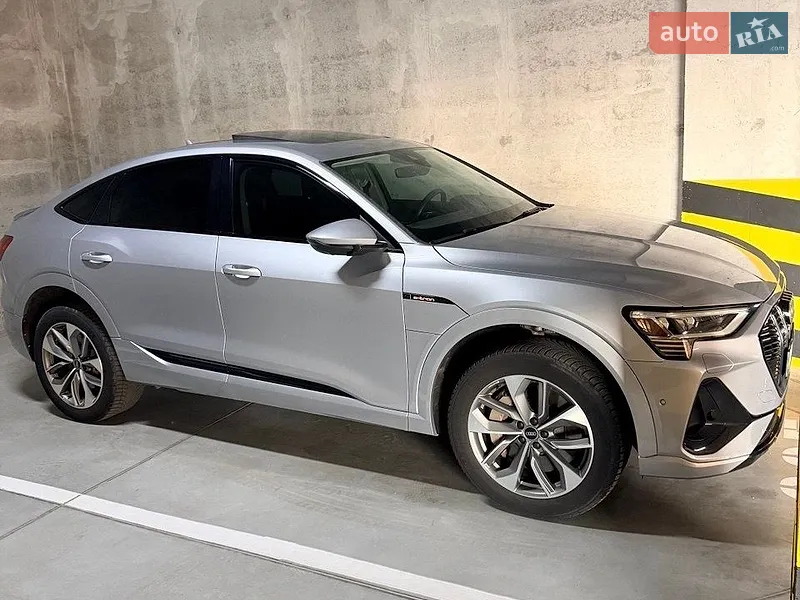 Audi e-tron 2021