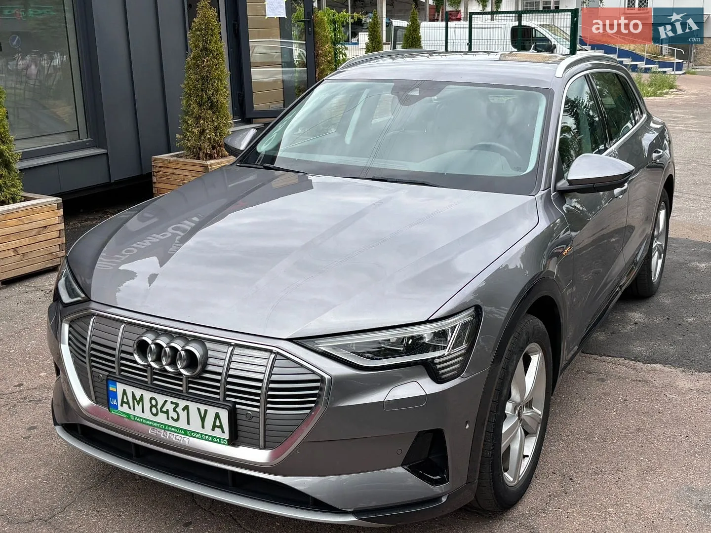 2020 Audi e-tron - мініатюра 4