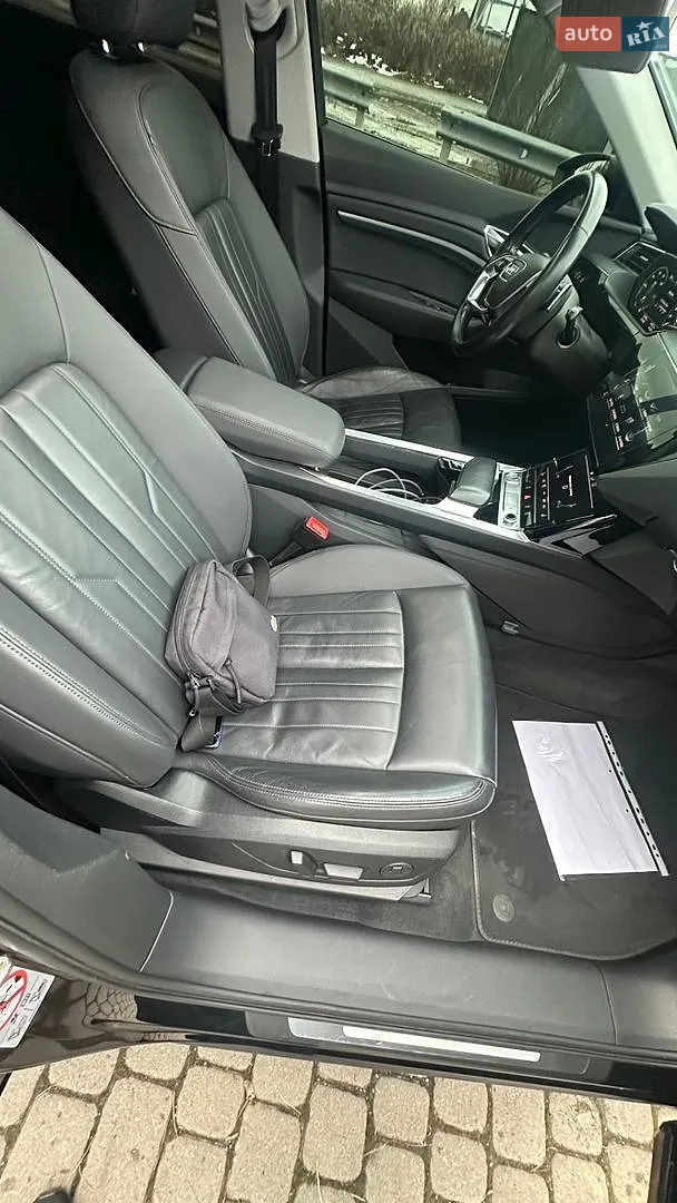 2019 Audi e-tron - мініатюра 20