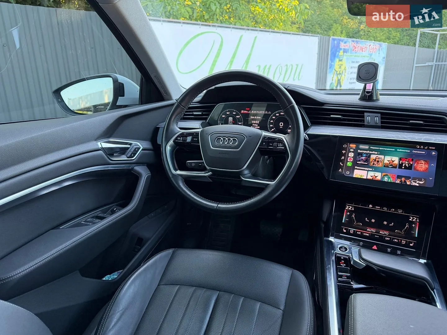 2021 Audi e-tron - мініатюра 9
