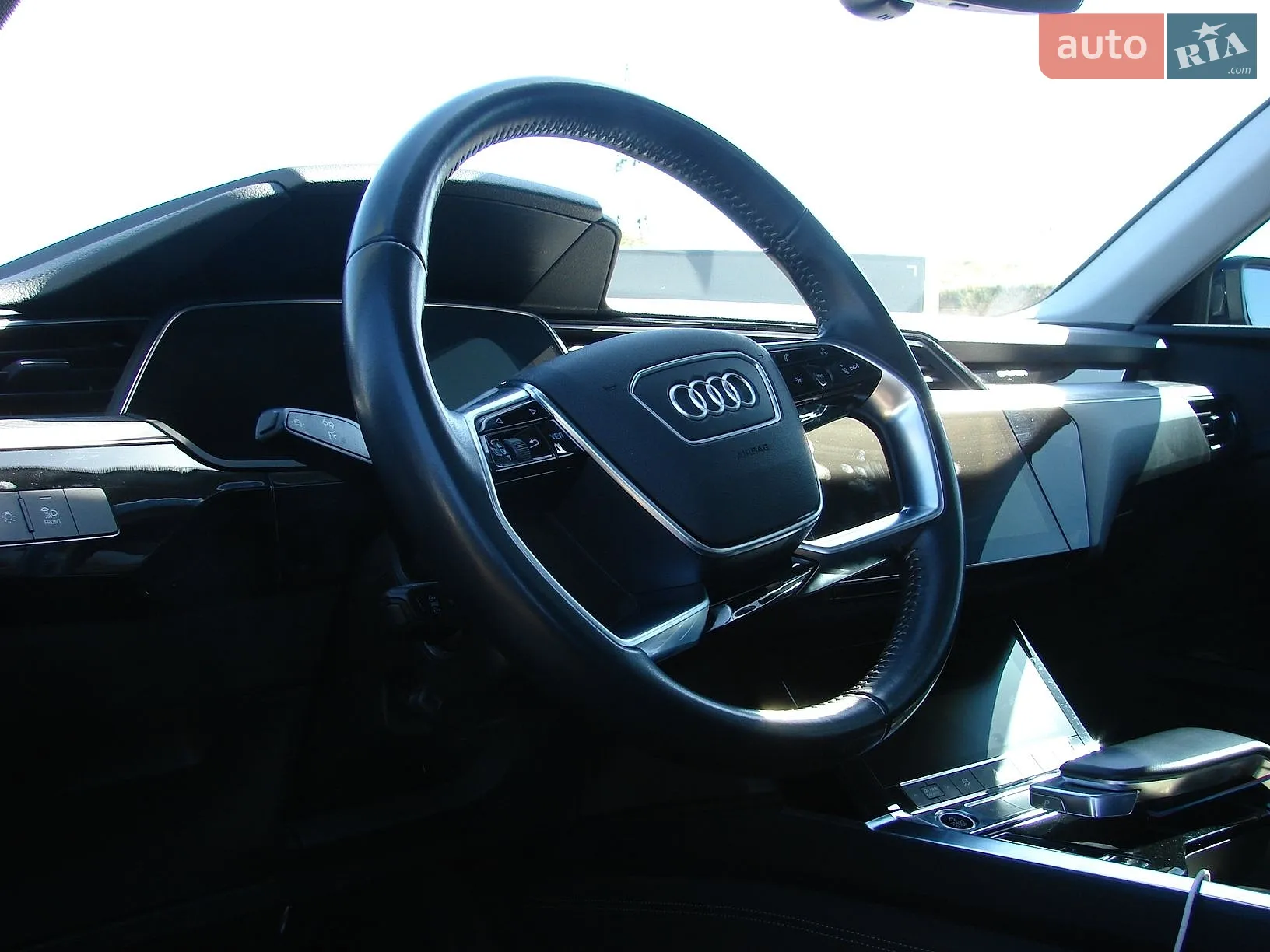2021 Audi e-tron - мініатюра 15