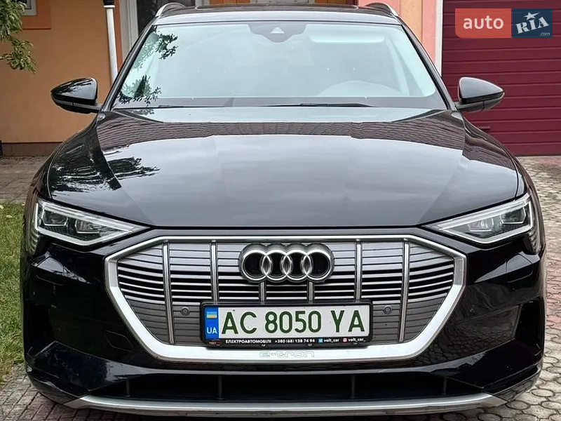 Audi e-tron 2019