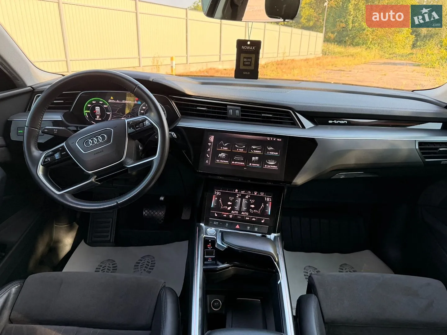 2019 Audi e-tron - мініатюра 24