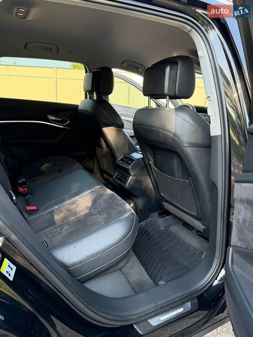 2019 Audi e-tron - мініатюра 38