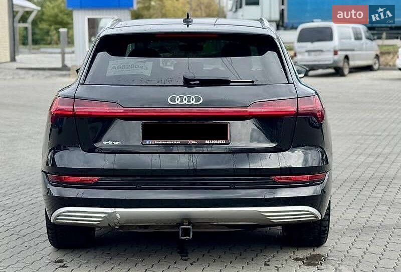 Внедорожник / Кроссовер Audi e-tron 2019 в Виннице фото 7 Внедорожник / Кроссовер Audi e-tron 2019 в Виннице