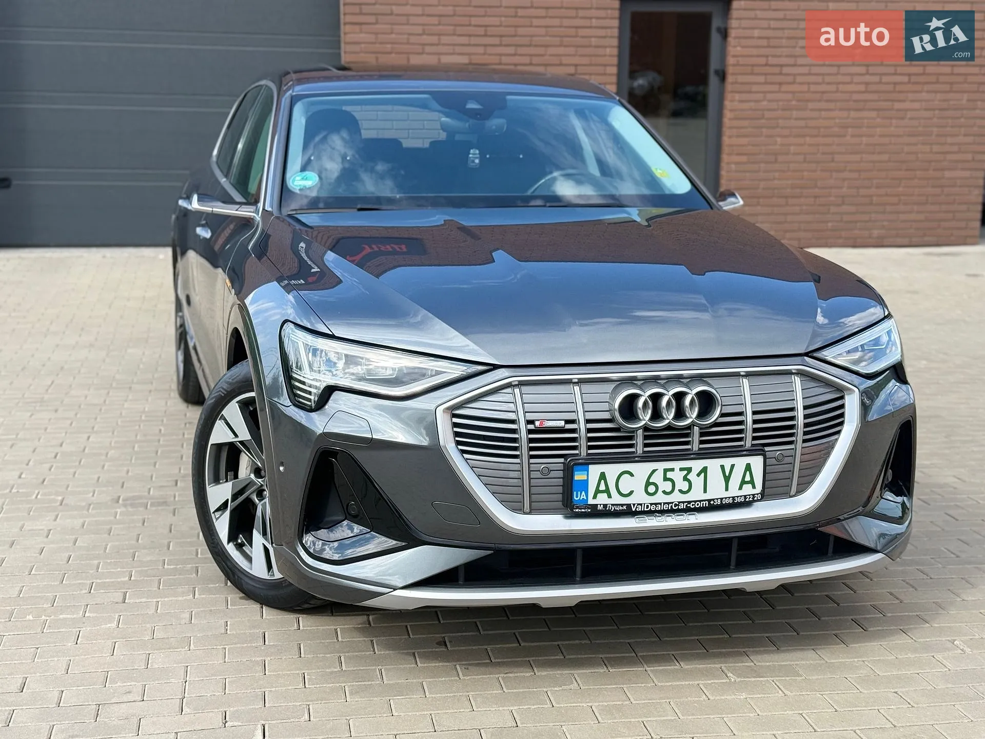 2021 Audi e-tron - фото 1