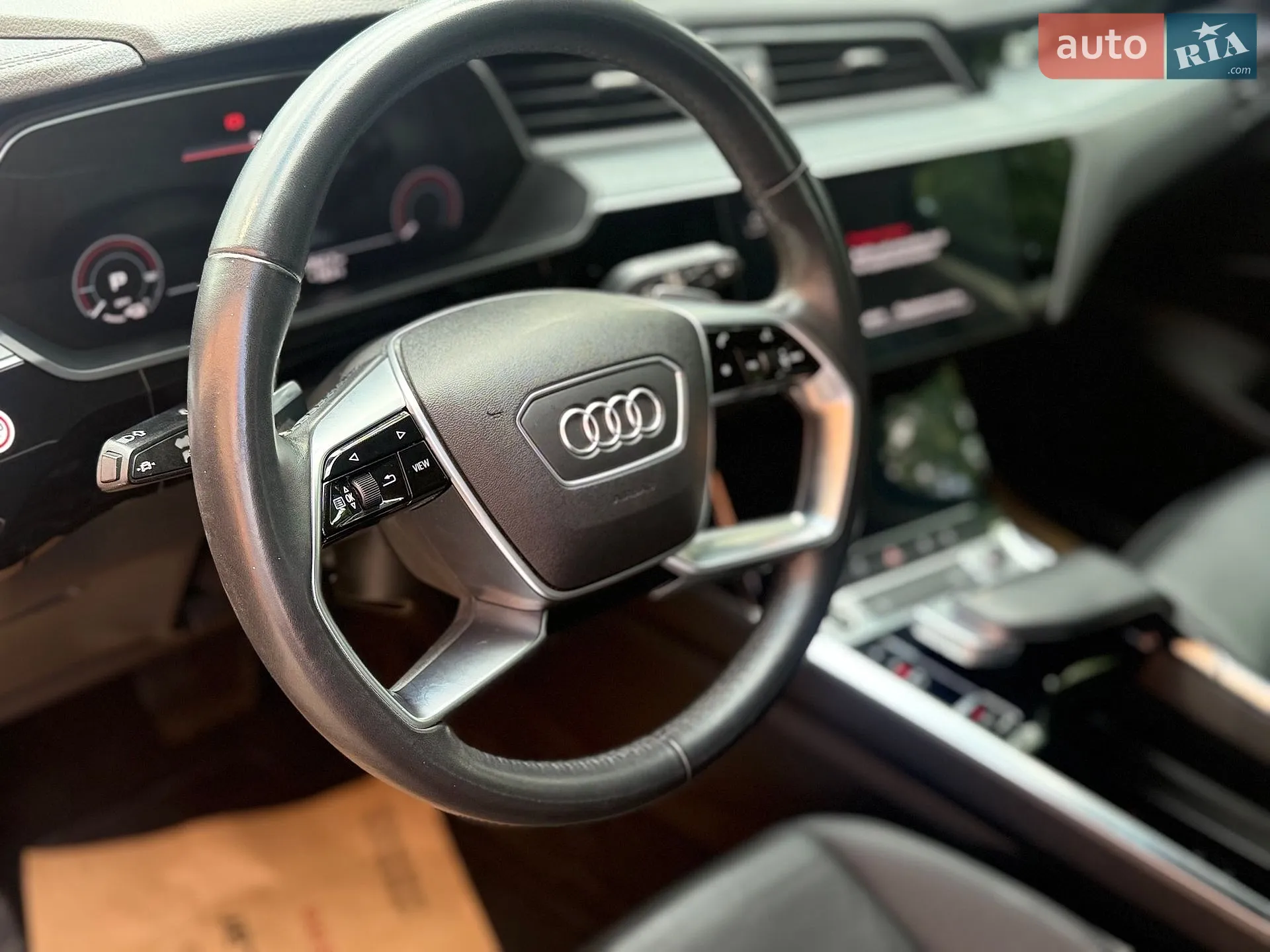 2021 Audi e-tron - мініатюра 15