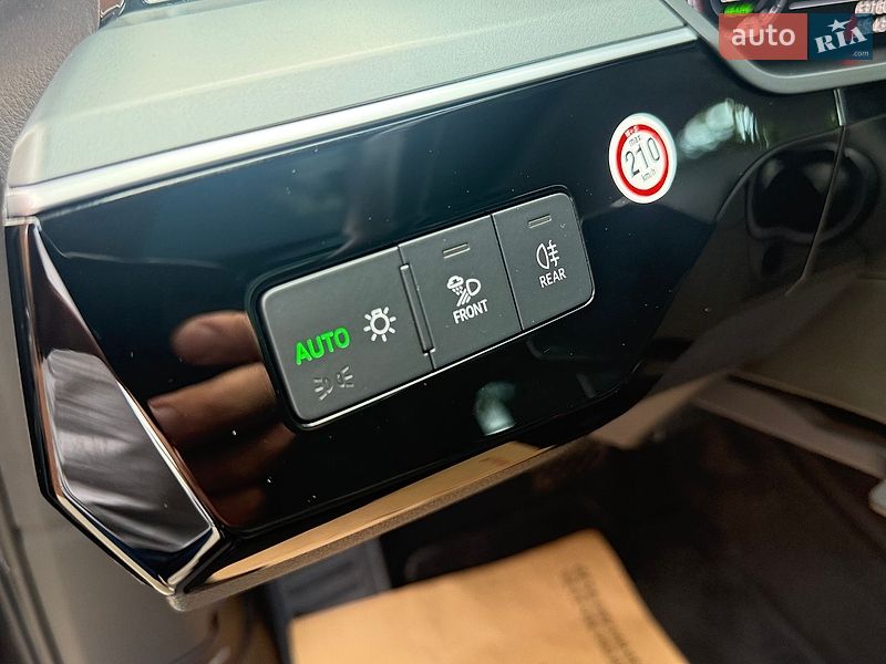 Внедорожник / Кроссовер Audi e-tron 2021 в Луцке
