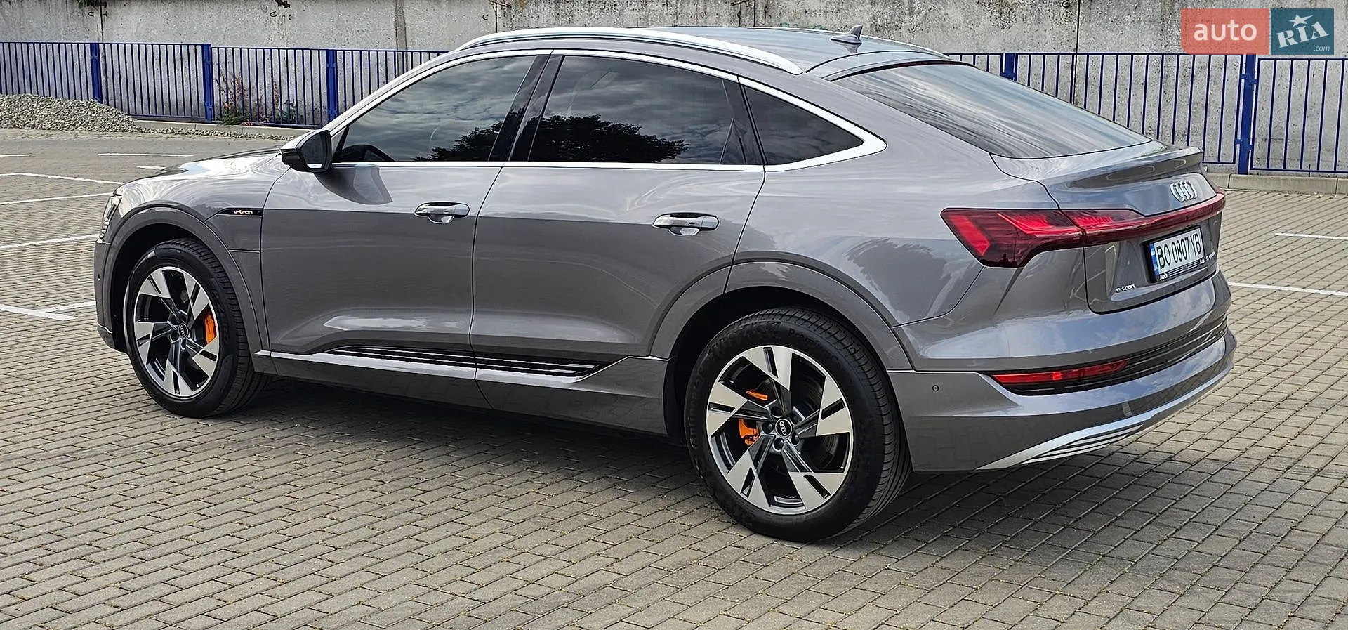 2020 Audi e-tron - мініатюра 28
