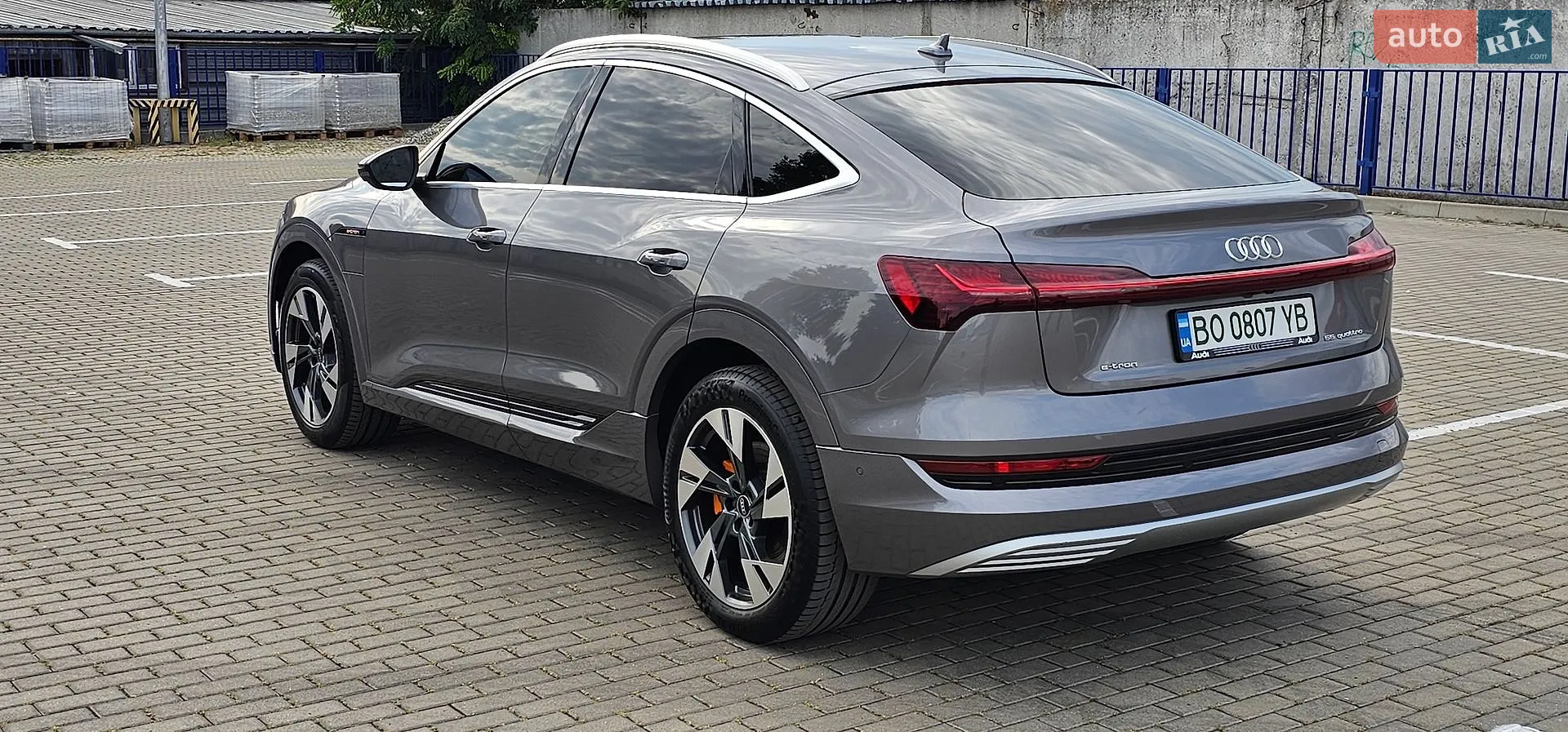 2020 Audi e-tron - мініатюра 30