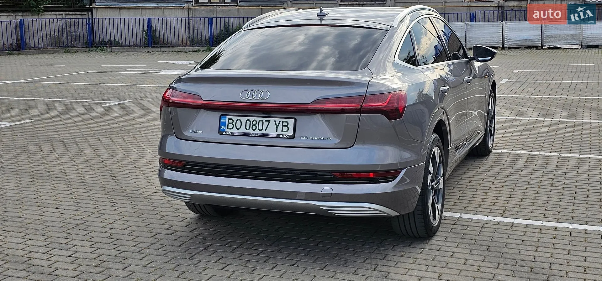2020 Audi e-tron - мініатюра 35