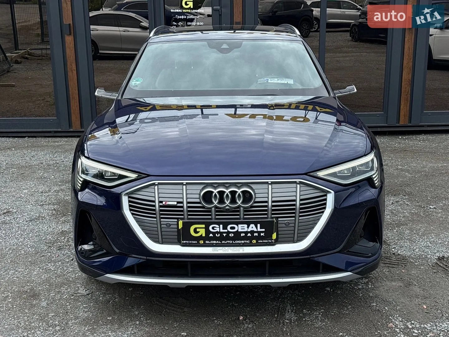 2020 Audi e-tron - мініатюра 5