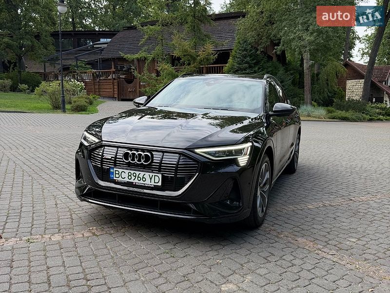 Позашляховик / Кросовер Audi e-tron 2020 в Львові