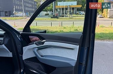 Внедорожник / Кроссовер Audi e-tron 2020 в Киеве