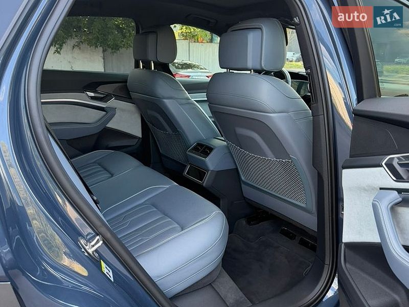 Внедорожник / Кроссовер Audi e-tron 2020 в Киеве