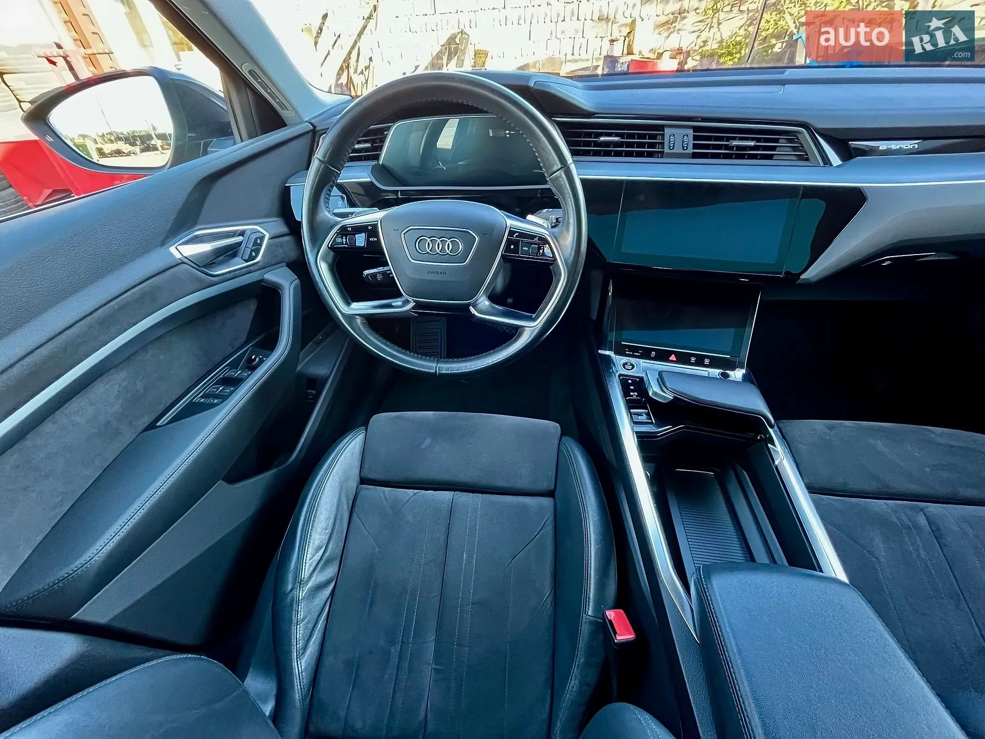 2020 Audi e-tron - мініатюра 50
