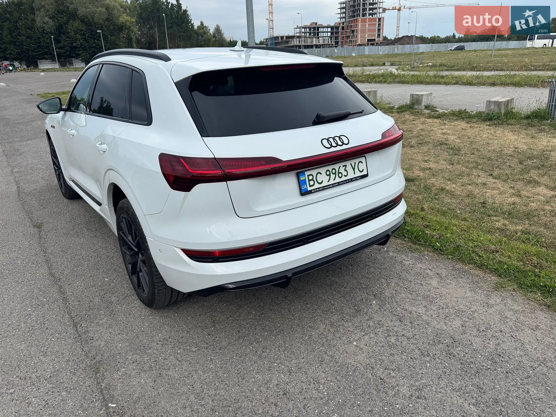 2021 Audi e-tron - мініатюра 3