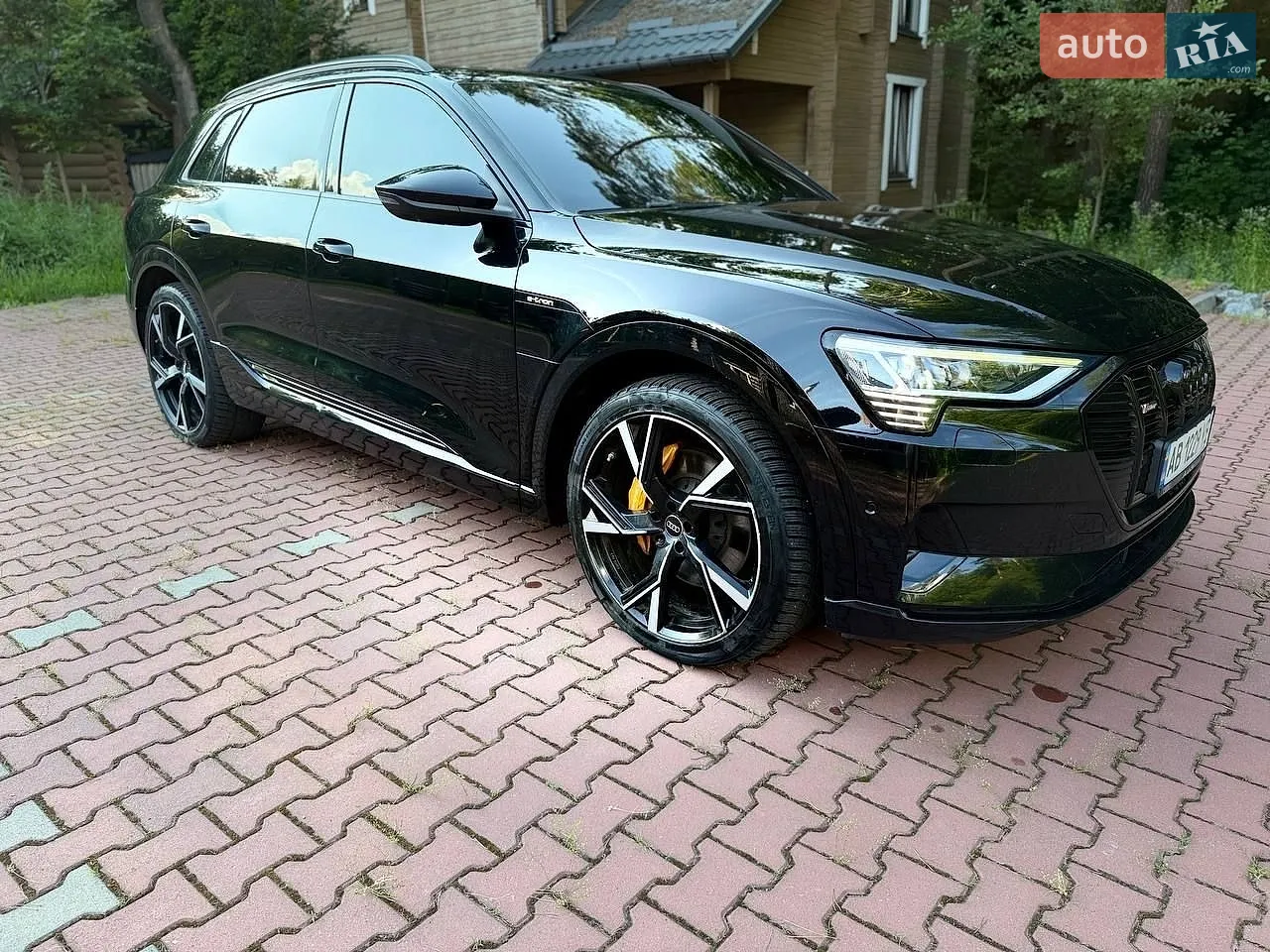 2018 Audi e-tron - мініатюра 13