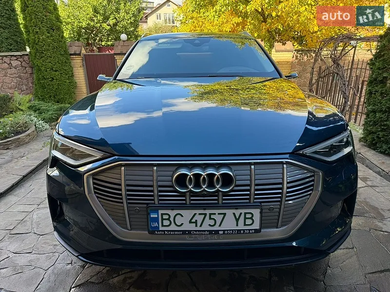 Audi e-tron 2019