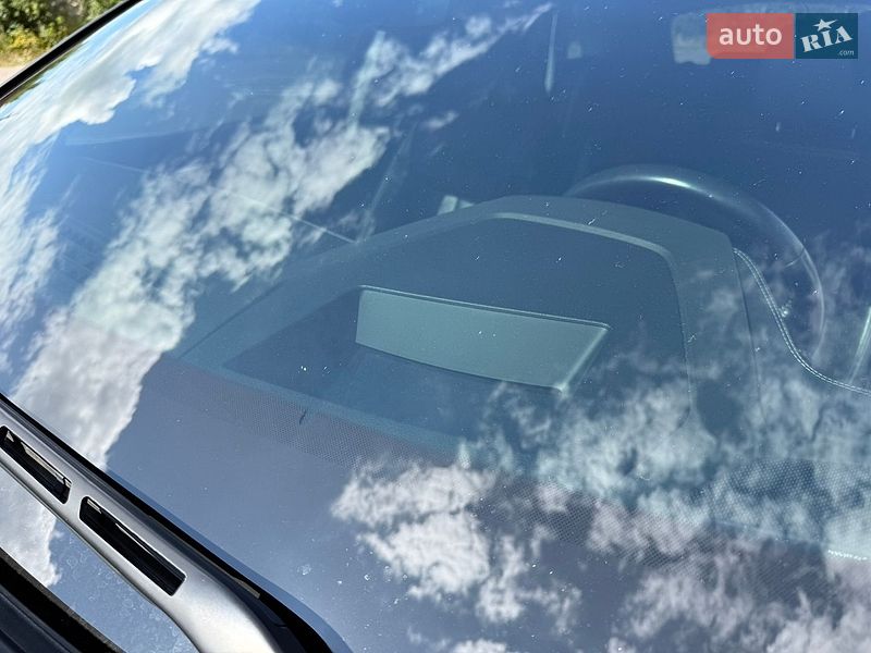 Внедорожник / Кроссовер Audi e-tron 2019 в Ровно