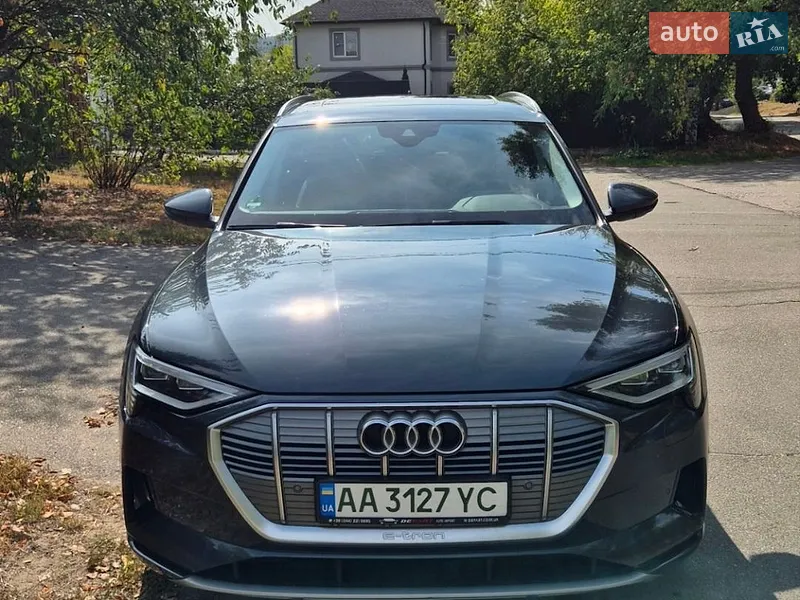 Audi e-tron 2019