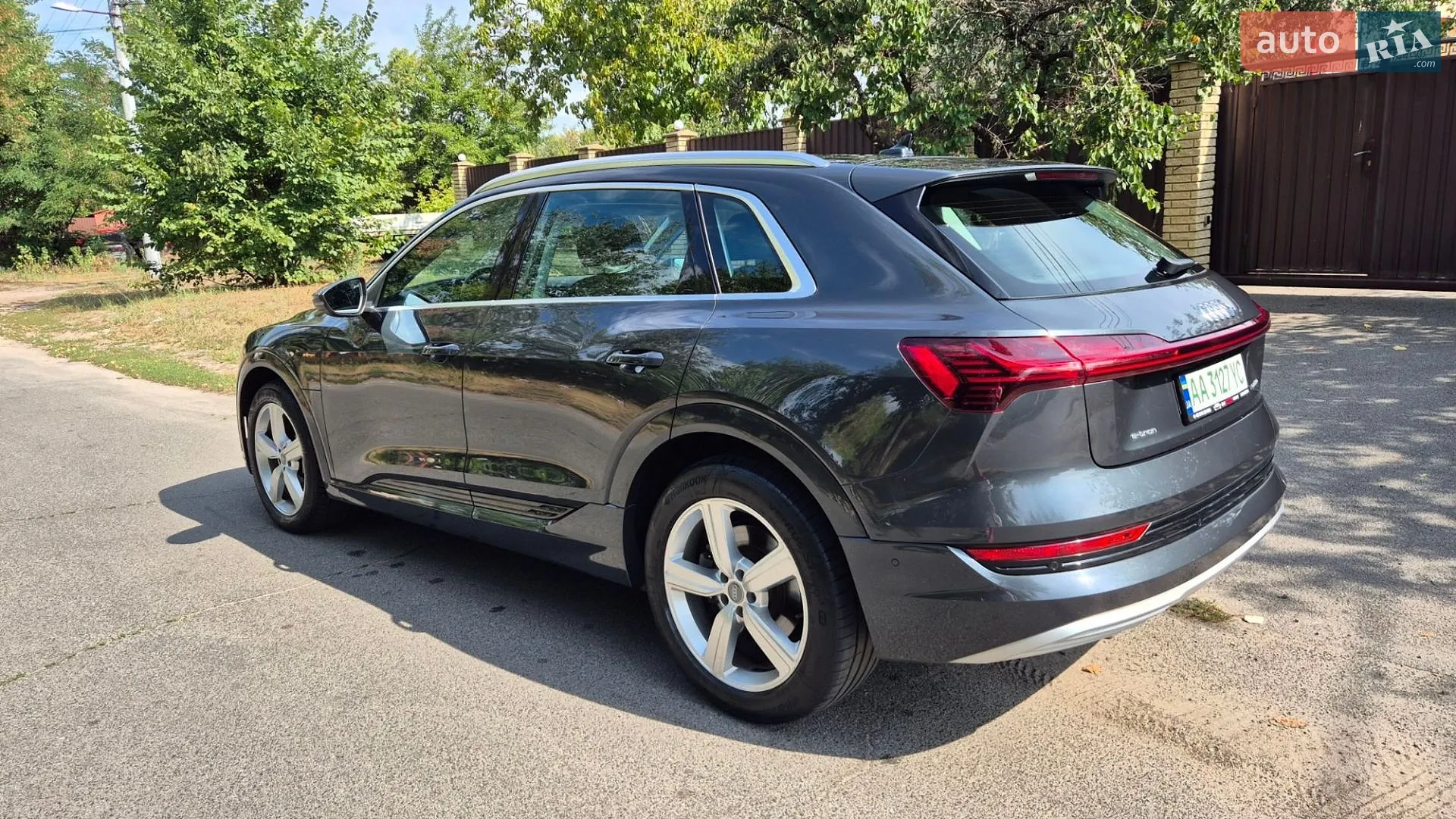 2019 Audi e-tron - мініатюра 5