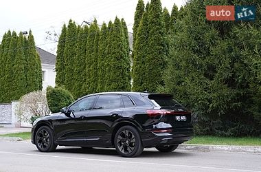 Позашляховик / Кросовер Audi e-tron 2022 в Києві