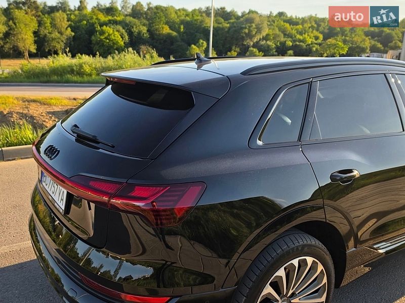 Внедорожник / Кроссовер Audi e-tron 2019 в Львове
