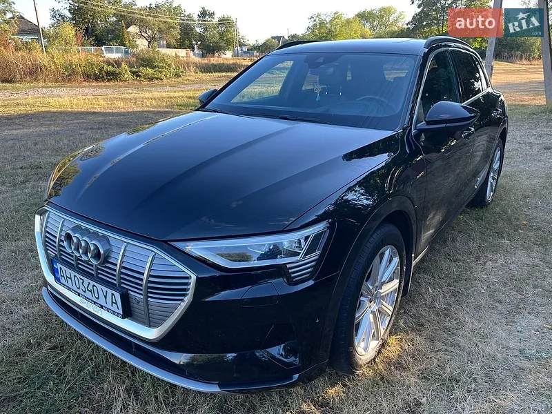 Audi e-tron