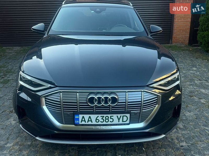 Позашляховик / Кросовер Audi e-tron 2019 в Києві