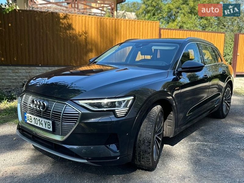 Позашляховик / Кросовер Audi e-tron 2020 в Вінниці