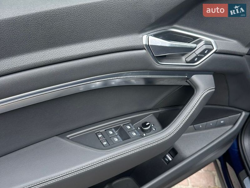 Внедорожник / Кроссовер Audi e-tron 2022 в Хмельницком