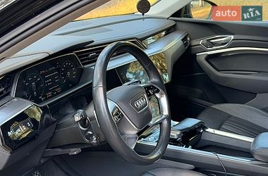 Внедорожник / Кроссовер Audi e-tron 2019 в Ровно