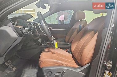 Позашляховик / Кросовер Audi e-tron 2021 в Львові