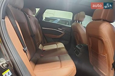 Позашляховик / Кросовер Audi e-tron 2021 в Львові