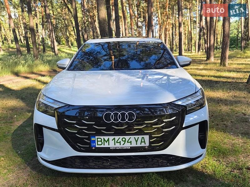 Позашляховик / Кросовер Audi e-tron 2023 в Сумах
