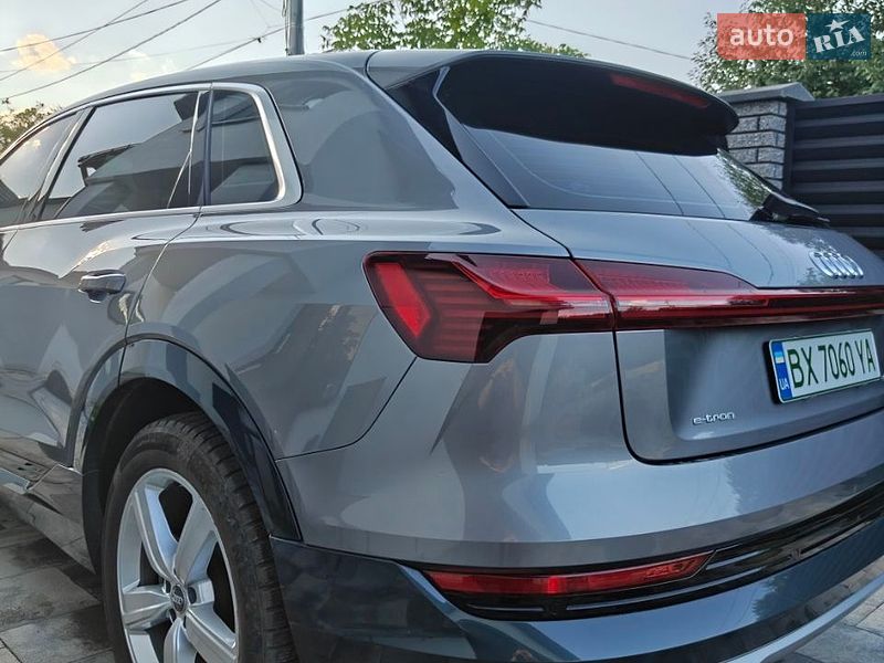 Внедорожник / Кроссовер Audi e-tron 2019 в Хмельницком