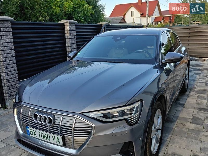 Внедорожник / Кроссовер Audi e-tron 2019 в Хмельницком