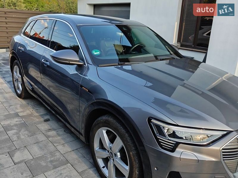 Внедорожник / Кроссовер Audi e-tron 2019 в Хмельницком