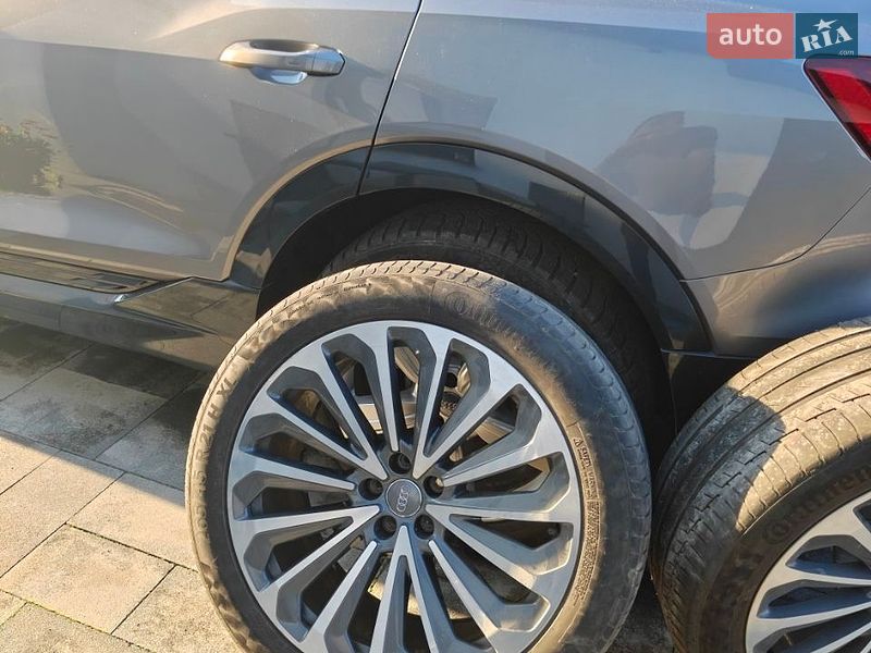 Внедорожник / Кроссовер Audi e-tron 2019 в Хмельницком