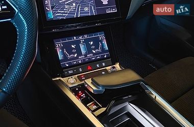 Внедорожник / Кроссовер Audi e-tron 2019 в Хмельницком