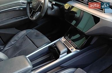 Внедорожник / Кроссовер Audi e-tron 2019 в Хмельницком